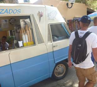 Spaziergang zum Hippie-Markt