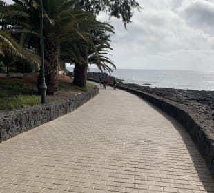 Strandpromenade Costa Teguise
