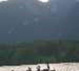 Gondelfahrt mit Musik am Hallstättersee in Obertraun