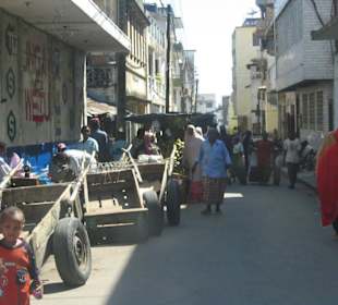 Strassenleben Mombasa