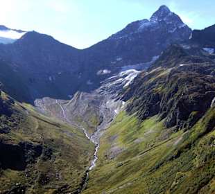 Das Seitental westlich der Passhöhe
