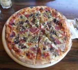 Beste Pizza in Psakoudia