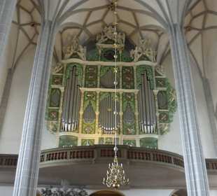 In der Peterskirche - Blick zur Sonnenorgel