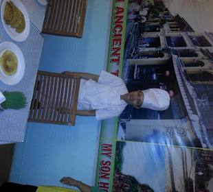 The best Chef and teacher in Hoi An
