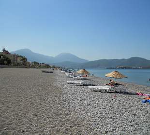 Kiesstrand von Calis (5min. zu Fuß)