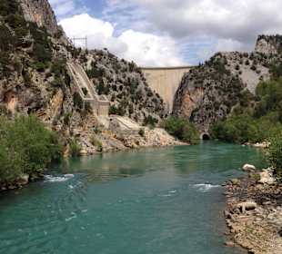 Green Lake mit Blcik auf Staudamm