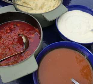 Abendessen vom Buffet beim jil Rooftop Drink&Dine