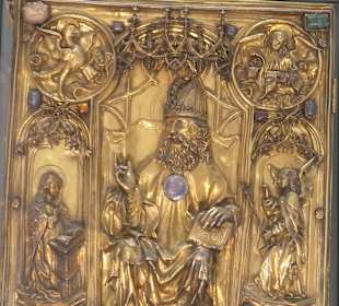 Bei der Innenbesichtigung des Aachener Rathauses