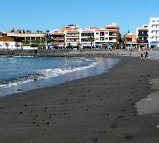 Restaurants und Geschäfte am Strand von La Playa