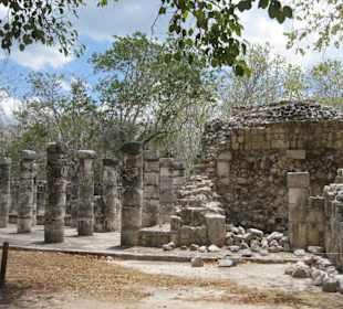 Platz der 1000 Säulen