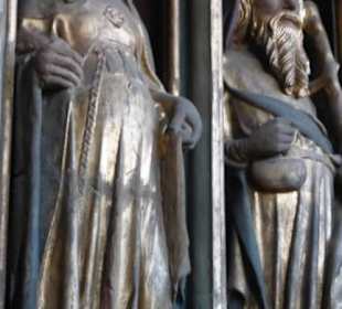 Frauenkirche: Eingang / Vorhalle