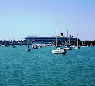 Blick auf den Kreuzfahrthafen