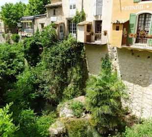 Spaziergang durch Moustiers-Sainte-Marie 