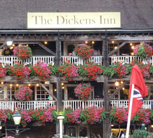Dickens Inn