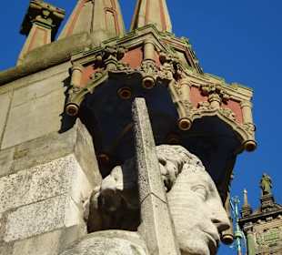 Seitenblick auf den Roland