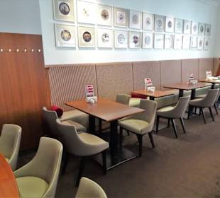 In den Gasträumen des Café Niederegger