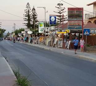 Wandern Adelianos Kampos