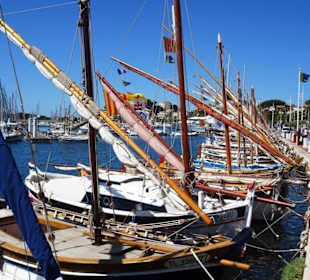 Rundgang durch den Yachthafen von Bandol