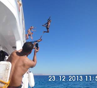 Und noch ein Sprung ins Meer