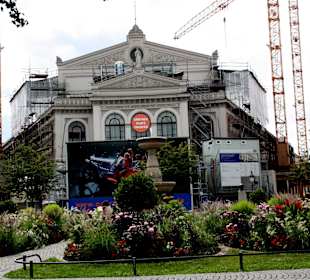 Großrenovierung des Theaters