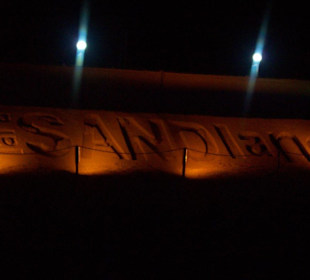 Sandcity by night