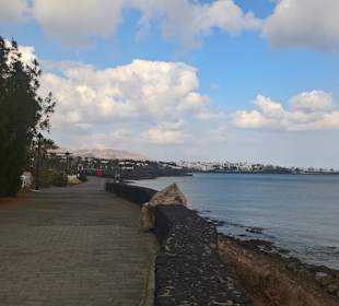 Strandpromenade Playa Blanca de Yaiza