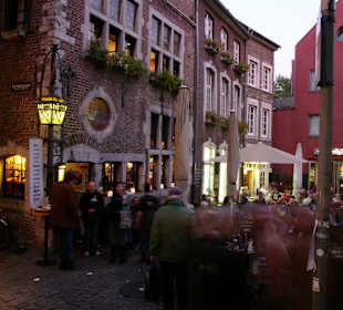 Domkeller Terrasse im Sommer