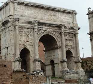 Forum Romanum mit Bogen des Septimius Severus
