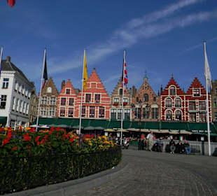 Farbenfroher Marktplatz