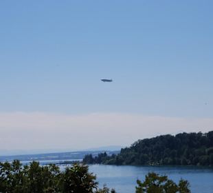 Blick nach Konstanz über den See