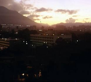 Sonnenaufgang im Stadtteil ALTAMIRA