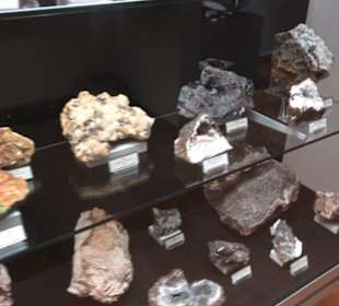 Museum für Mineralien und Mathematik