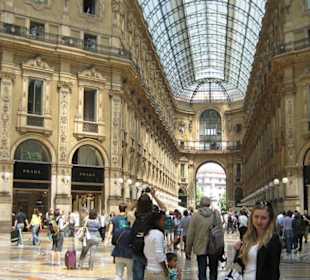 Ingresso alla galleria 