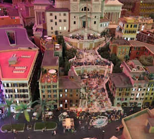 Die spanische Treppe bei Nacht