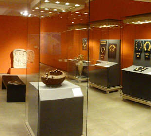 Panoramablick in einen Ausstellungsraum