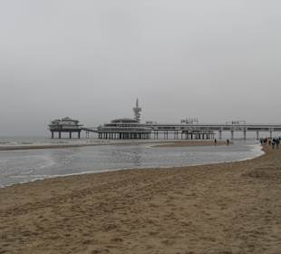 Widok na molo - wiosna