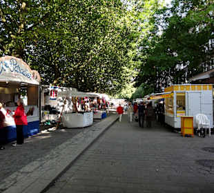 Impressionen vom Kajenmarkt am frühen Morgen