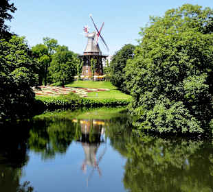 Blick vom Herdentor auf die Mühle am Wall