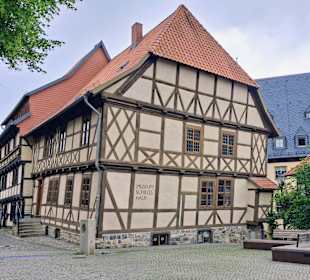 Das schiefe Haus