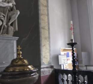 Katholische Hofkirche