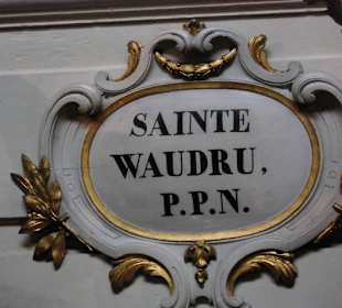 Namensschild der Hl. Waltraud