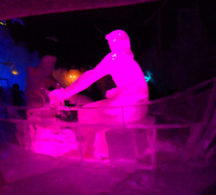 Wnętrze Arctic Baru
