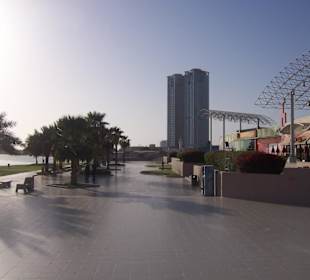 Parkanlage Manar Mall