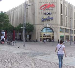 Dinea Cafe & Restaurant