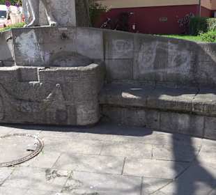 Jünglingsbrunnen Stuttgart