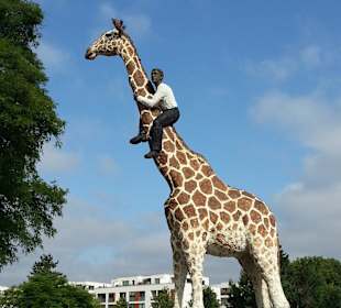 Vor dem Eingang zum Hagenbeck-Tierpark