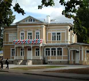 Das hölzerne "Geirot-Haus"