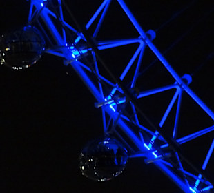 London Eye bei Nacht