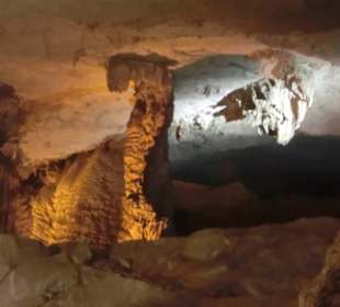 Im mittleren Teil der Cave