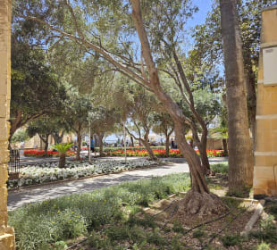 Upper Barrakka Gardens